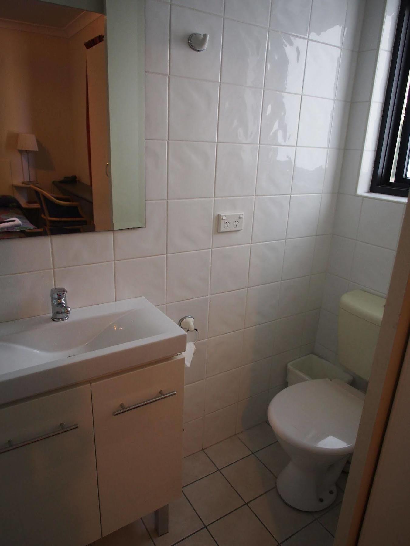 Linwood Lodge Motel シドニー エクステリア 写真
