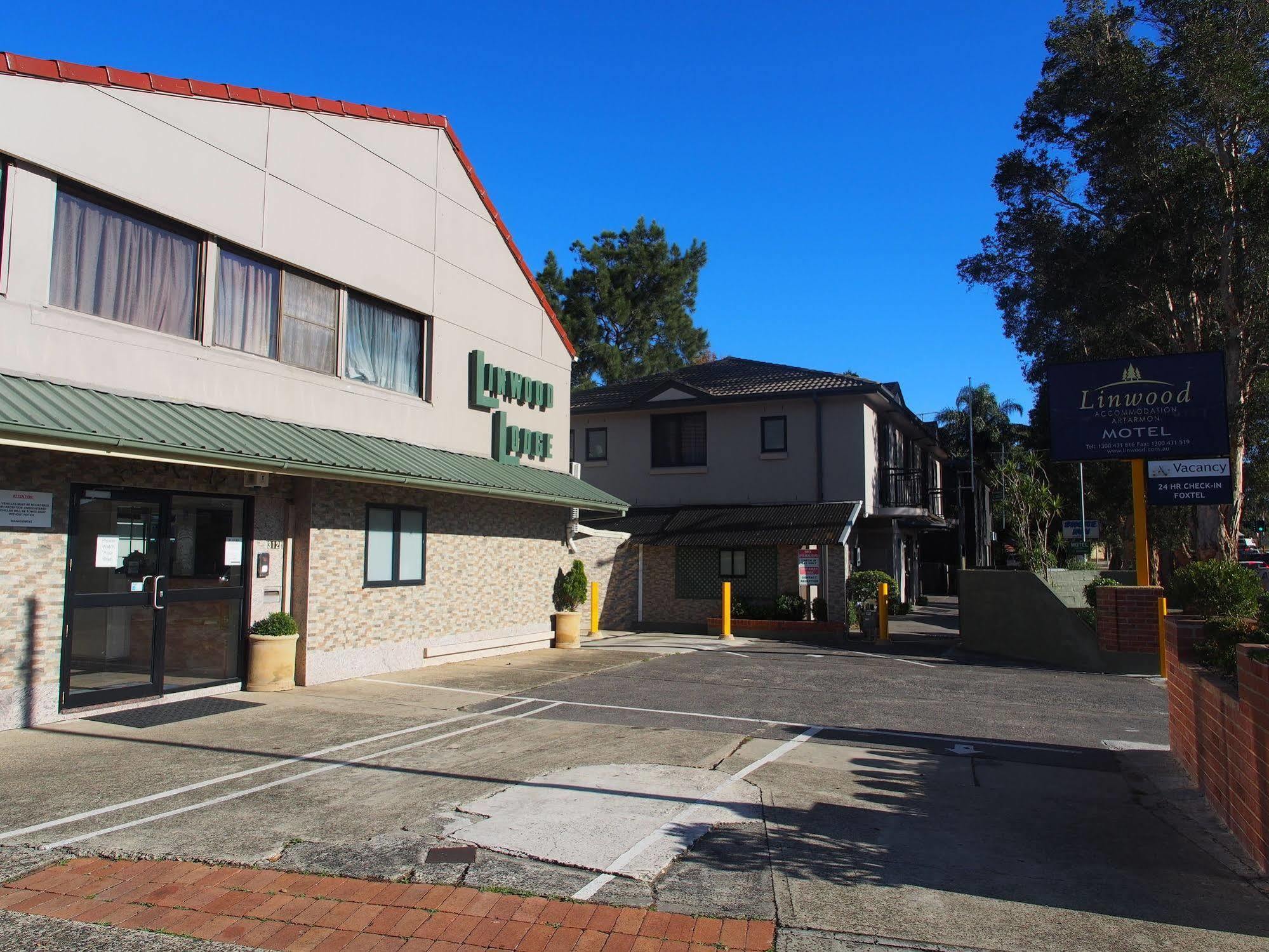 Linwood Lodge Motel シドニー エクステリア 写真