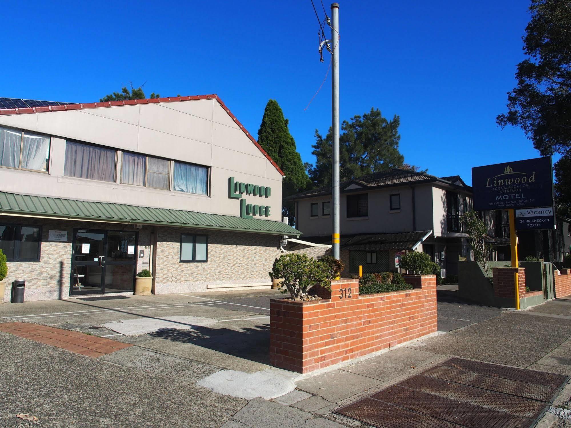Linwood Lodge Motel シドニー エクステリア 写真